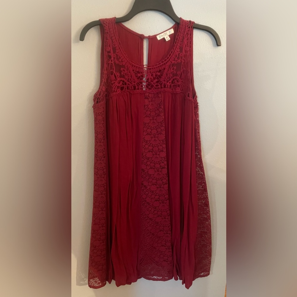 Maroon Lace and Embroidered Sleeveless Dress